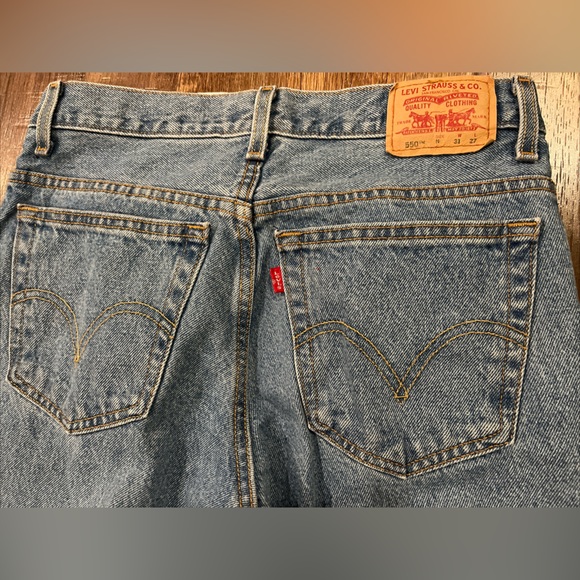 Levis 550 Jeans Relaxed Fit 31x27 Husky Vintage Light Blue 100% Cotton Denim - Picture 5 of 6